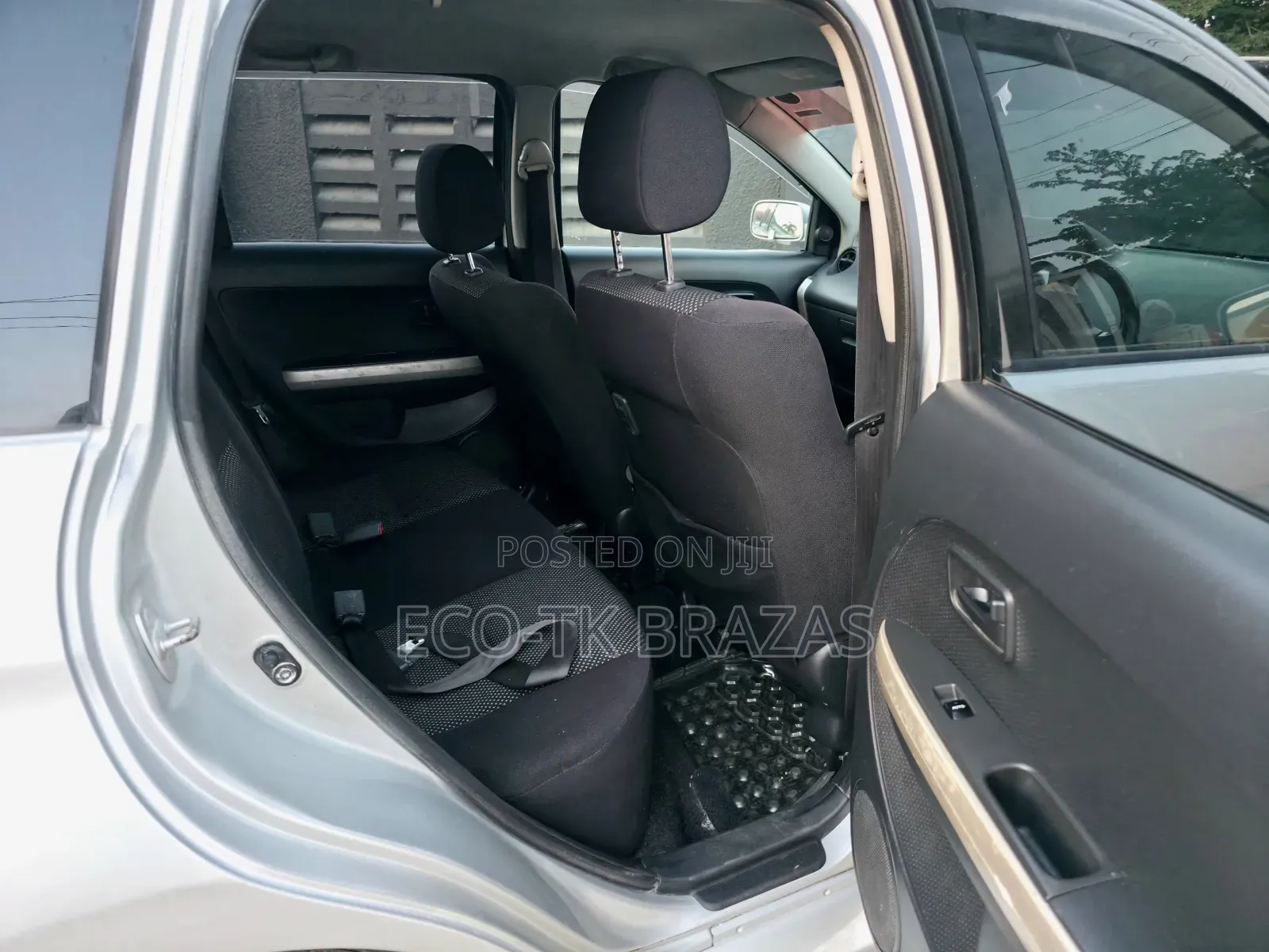 Toyota IST 2005 Silver