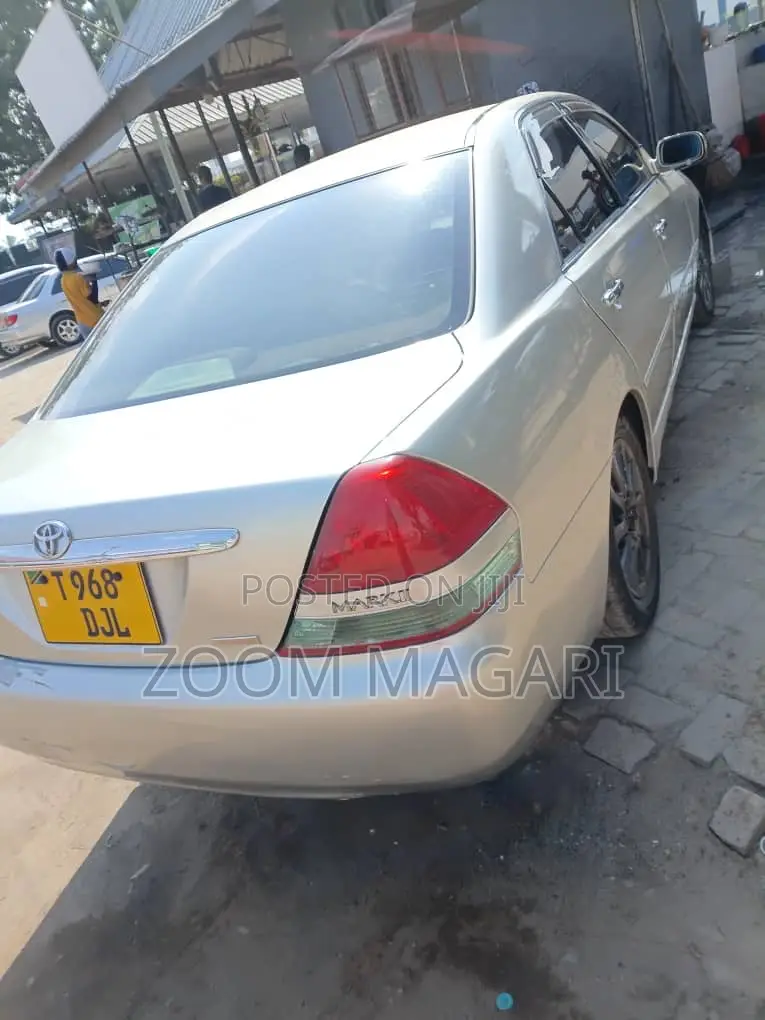 Toyota Mark II 2003 Silver