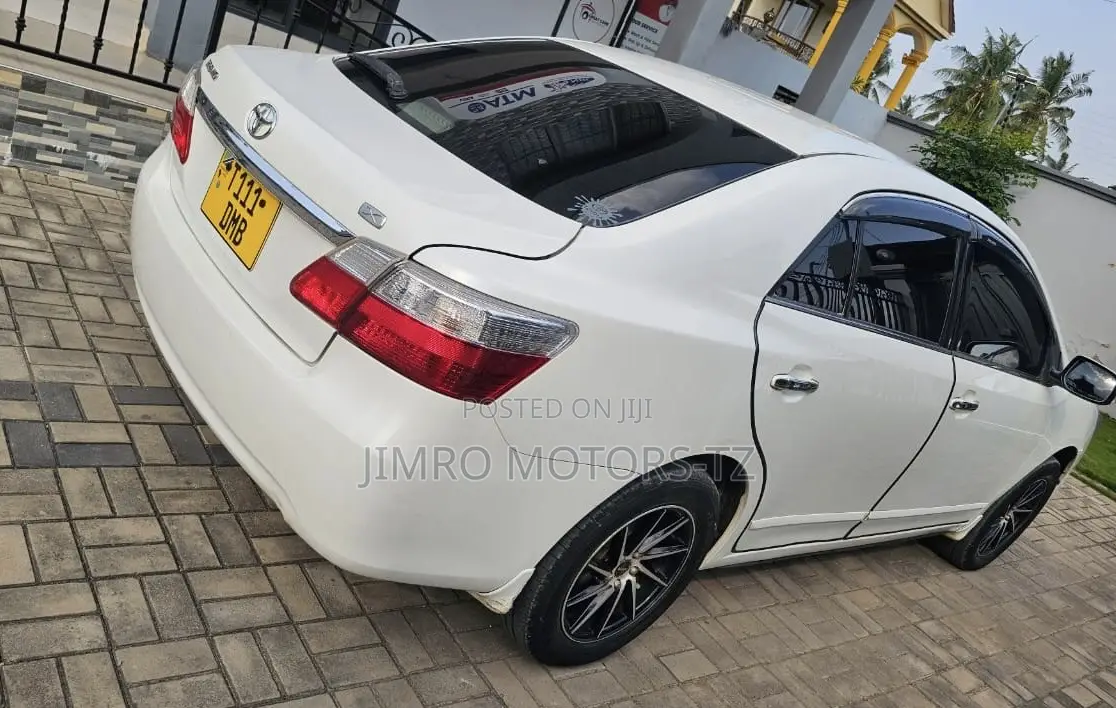 Toyota Premio 2008 White