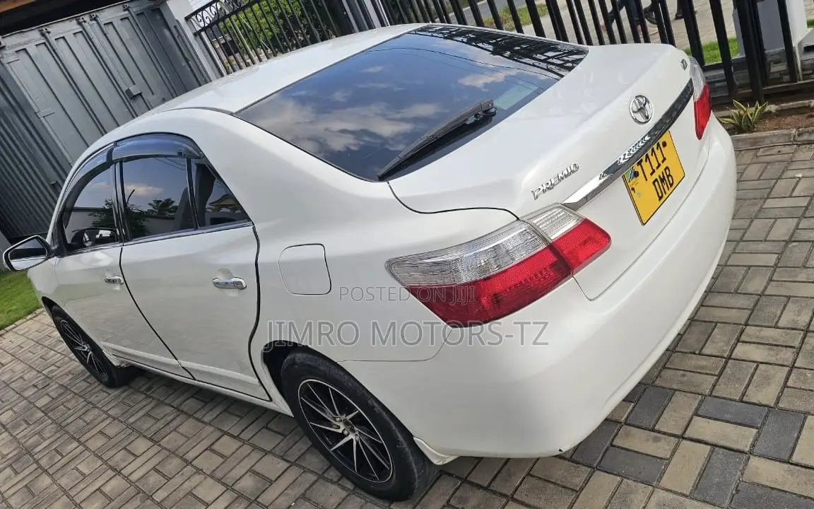 Toyota Premio 2008 White