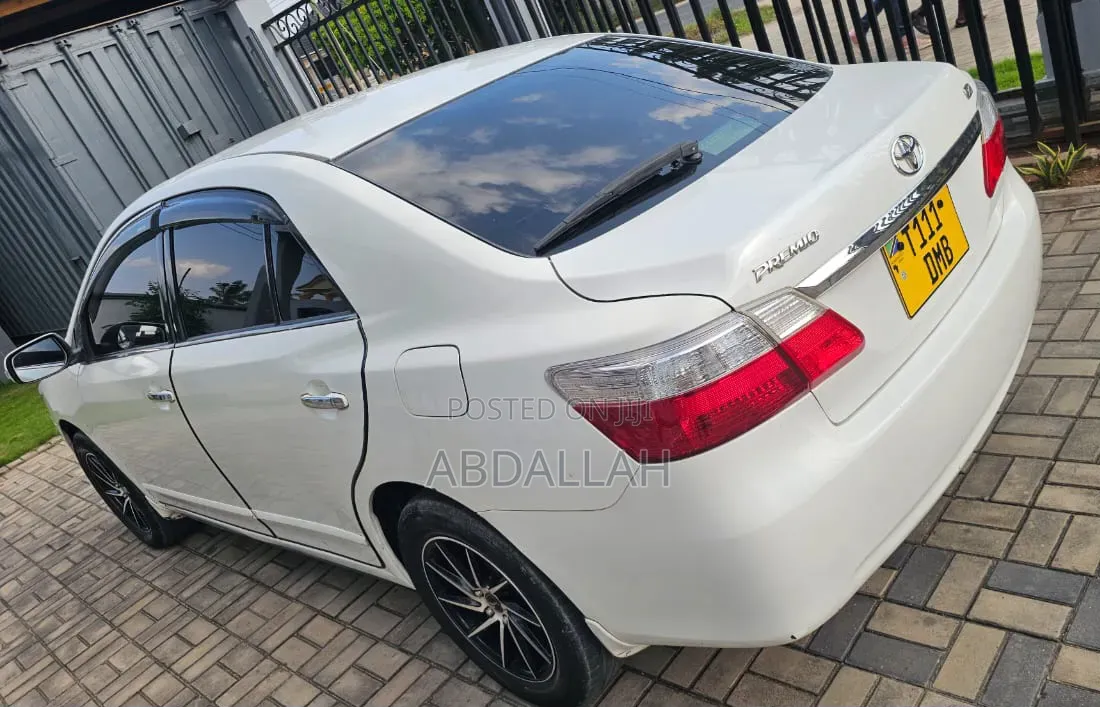 Toyota Premio 2008 White
