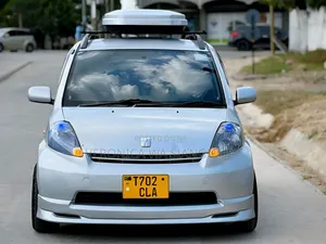 Toyota Passo 2004 Silver