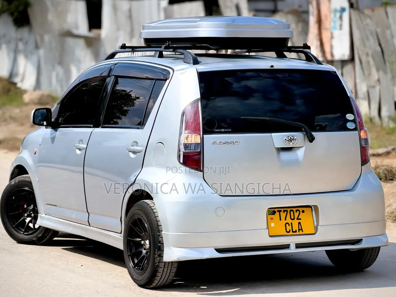 Toyota Passo 2004 Silver