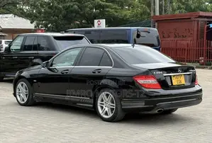 Mercedes-Benz C-Class 2010 Black