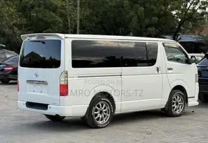 Toyota Harrier 2007 White