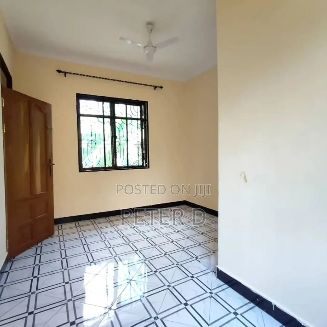 1bdrm Apartment in Kimara for rent
