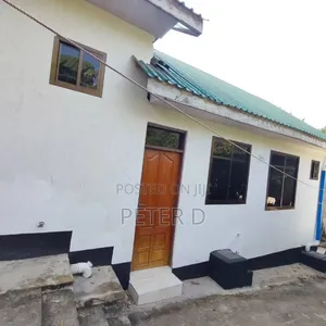 1bdrm Apartment in Kimara for rent