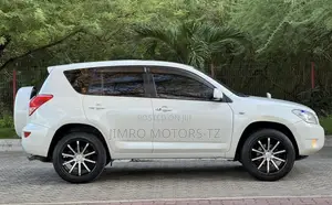 Toyota RAV4 2006 White