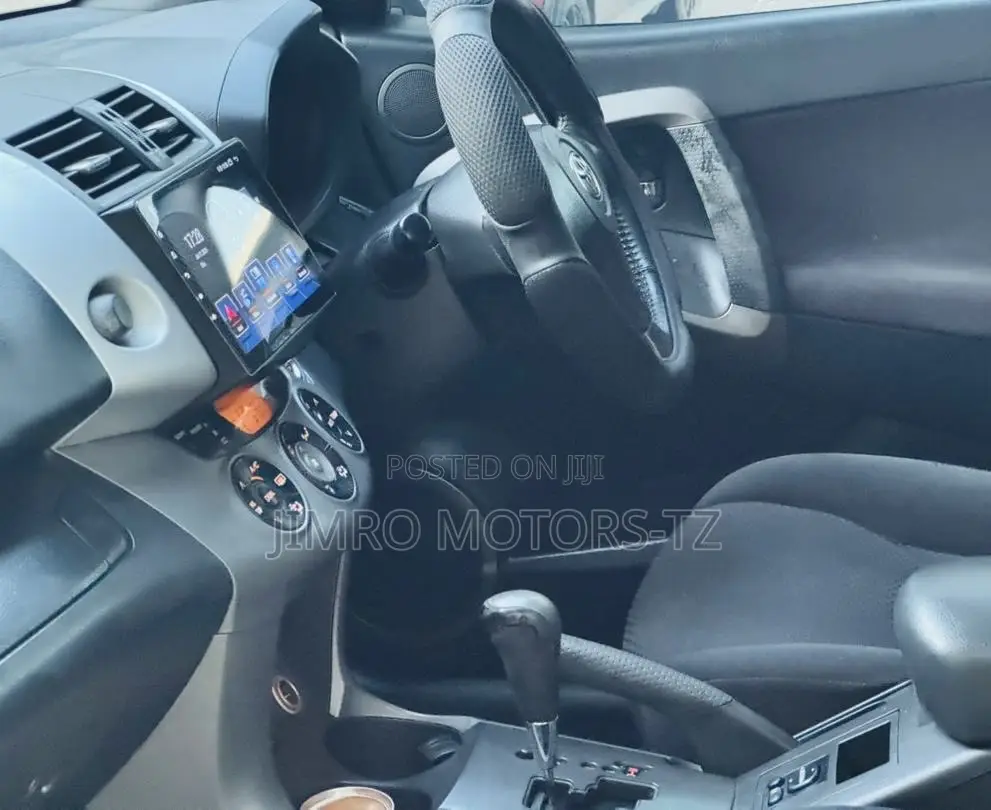 Toyota RAV4 2006 White