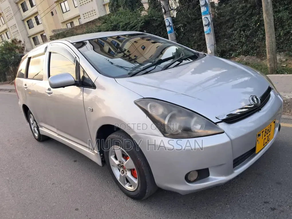 Toyota Wish 2003 Silver