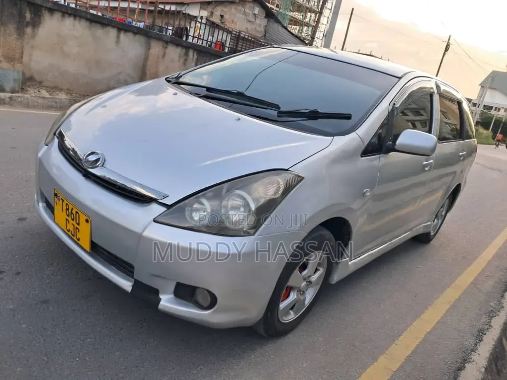 Toyota Wish 2003 Silver