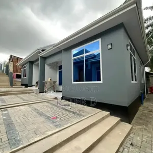 3bdrm Apartment in Kimara for rent