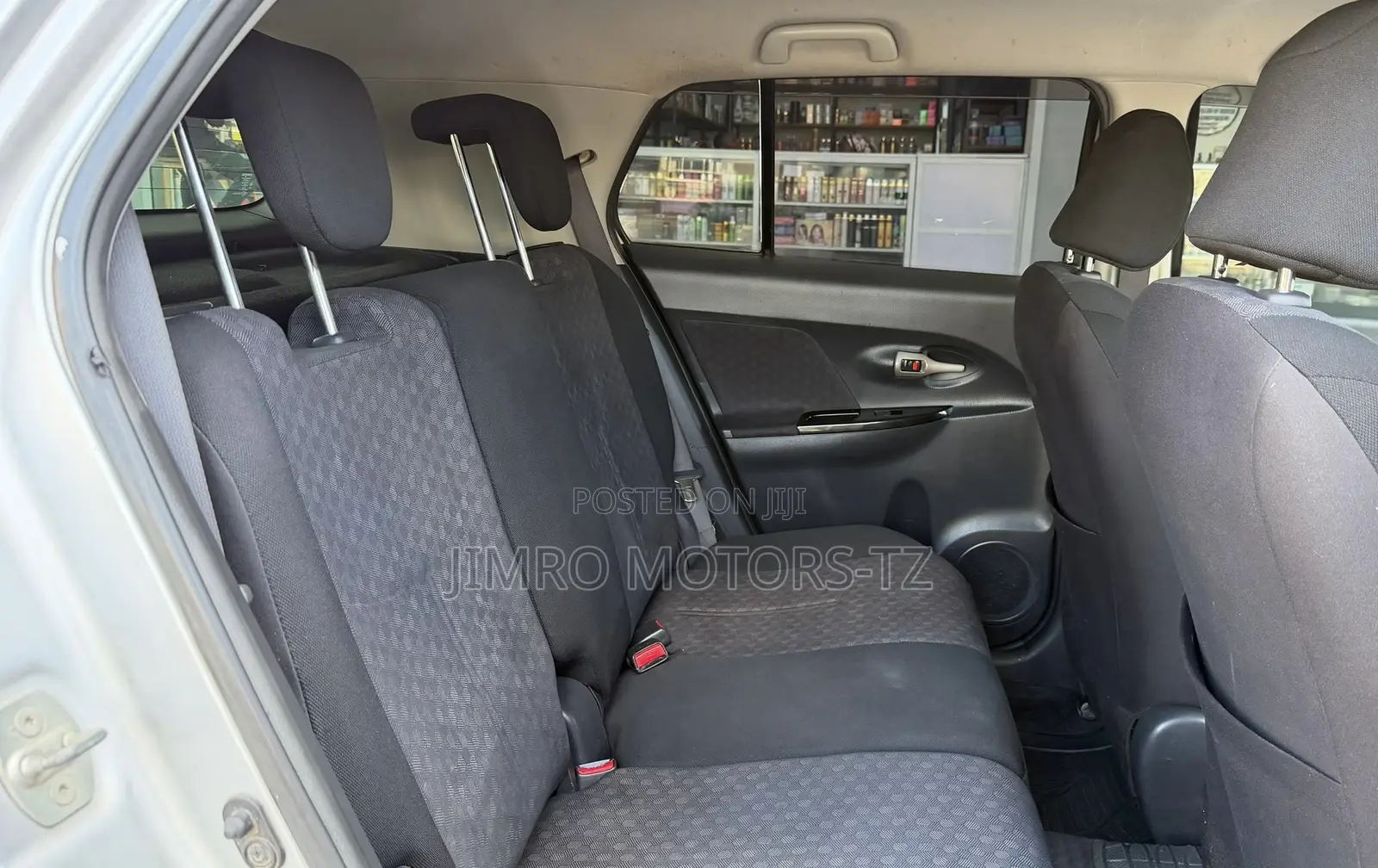 Toyota IST 2007 Silver