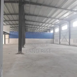 Warehouse Size 1800 SQM in Mandela Road