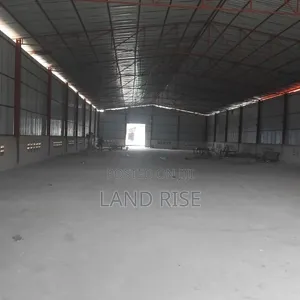 1000 Size Warehouse in Mandela Road