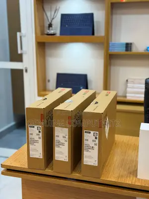 New Laptop Lenovo Yoga 9 32GB Intel Core Ultra 7 SSD 1T