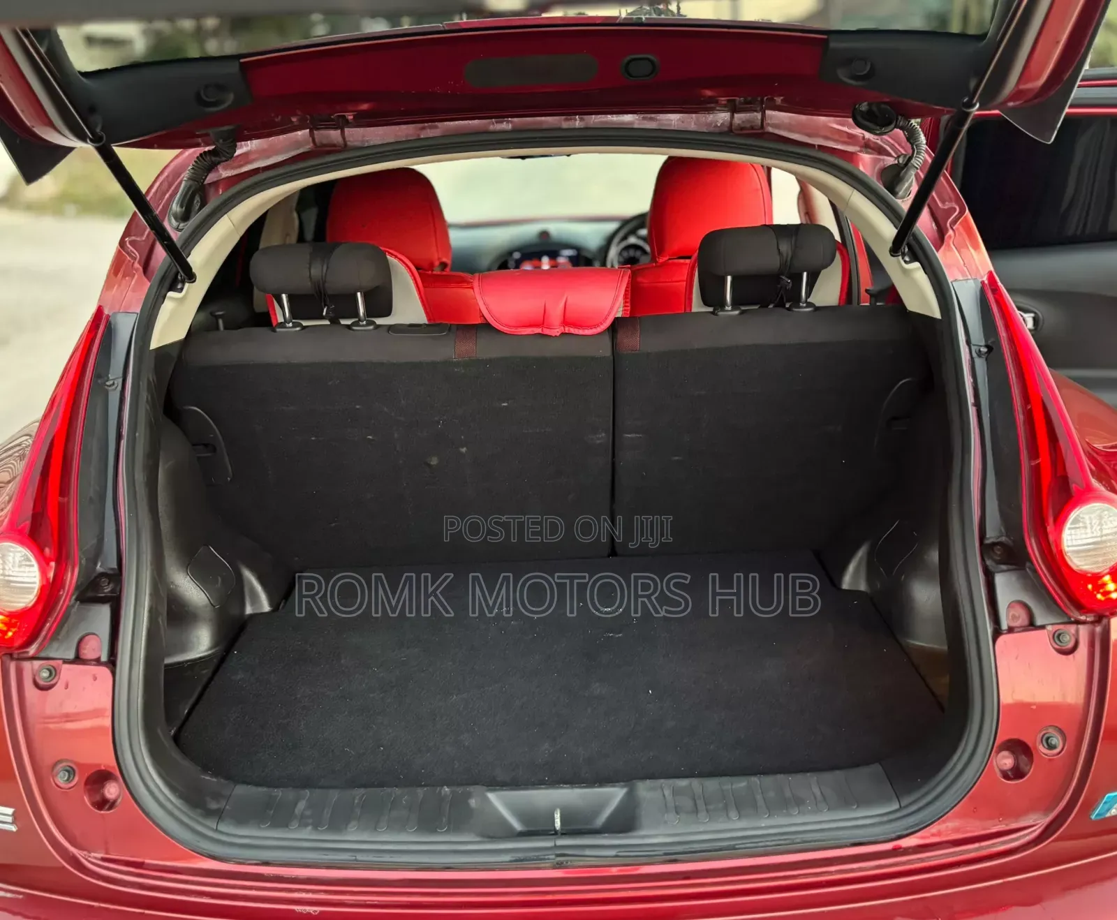 Nissan Juke 2012 Maroon