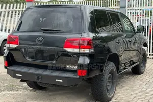 Toyota Land Cruiser 2018 Black