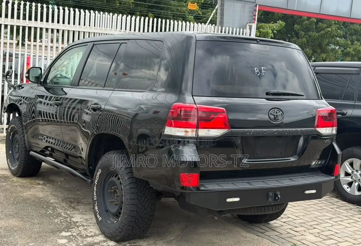 Toyota Land Cruiser 2018 Black
