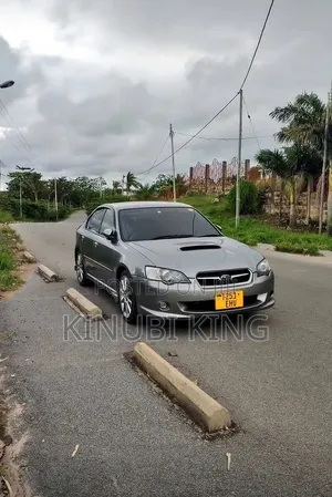Subaru Legacy 2005 Gray