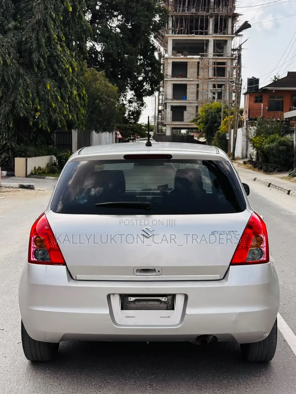Suzuki Swift 2010 Silver