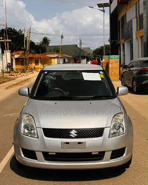 Suzuki Swift 2010 Silver