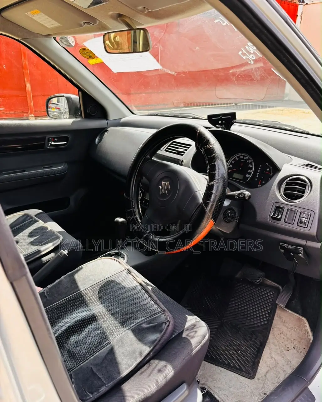 Suzuki Swift 2010 Silver