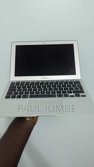 Laptop Apple MacBook Air 2015 4GB Intel Core i5 SSD 256GB