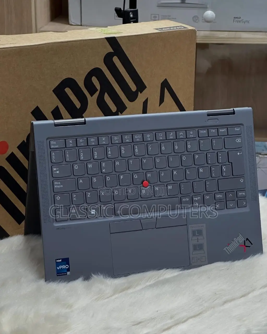 New Laptop Lenovo ThinkPad X1 Carbon 16GB Intel Core i7 SSD 512GB