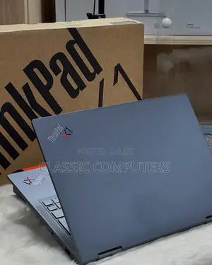 New Laptop Lenovo ThinkPad X1 Carbon 16GB Intel Core i7 SSD 512GB