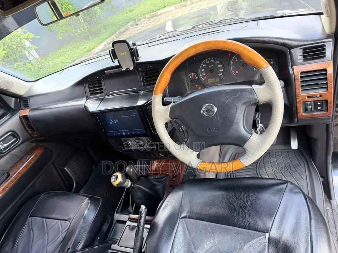 Nissan Patrol 2007 Black