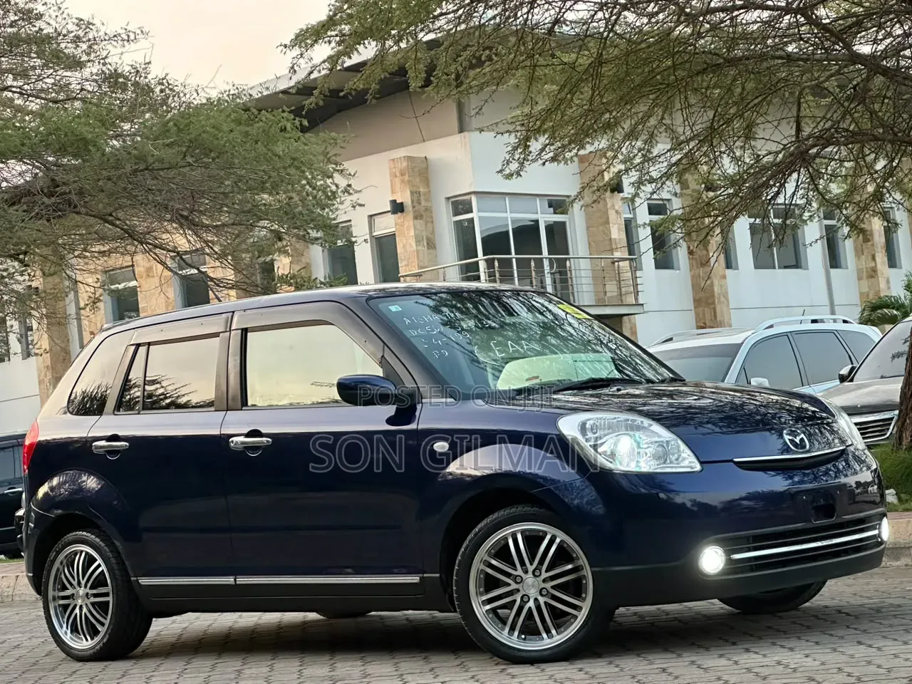 Mazda Verisa 2008 Blue