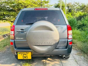 Suzuki Escudo 2008 Gray