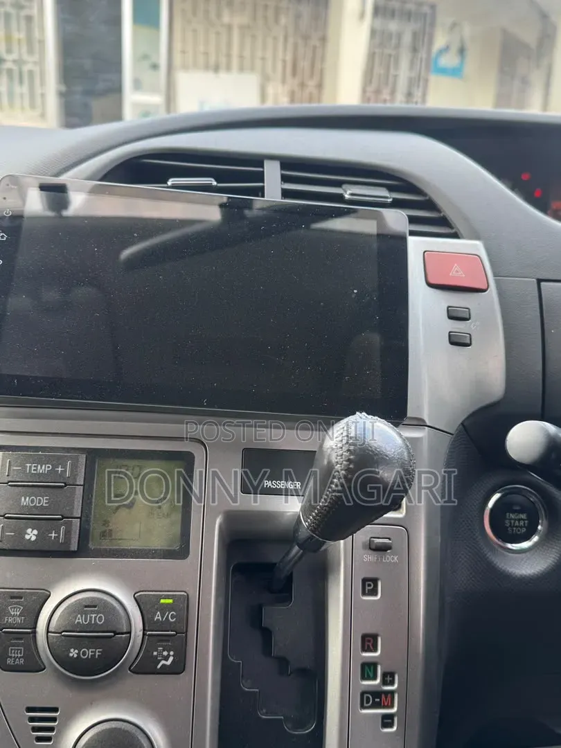 Toyota Ractis 2008 Gray