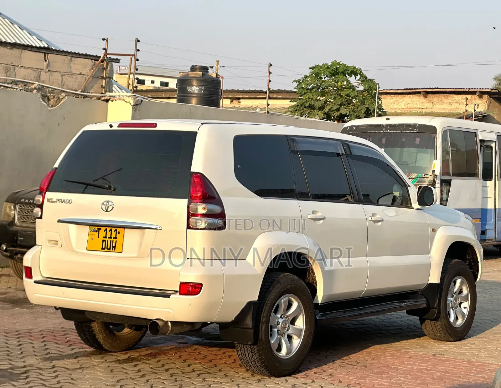 Toyota Land Cruiser Prado 2005 White