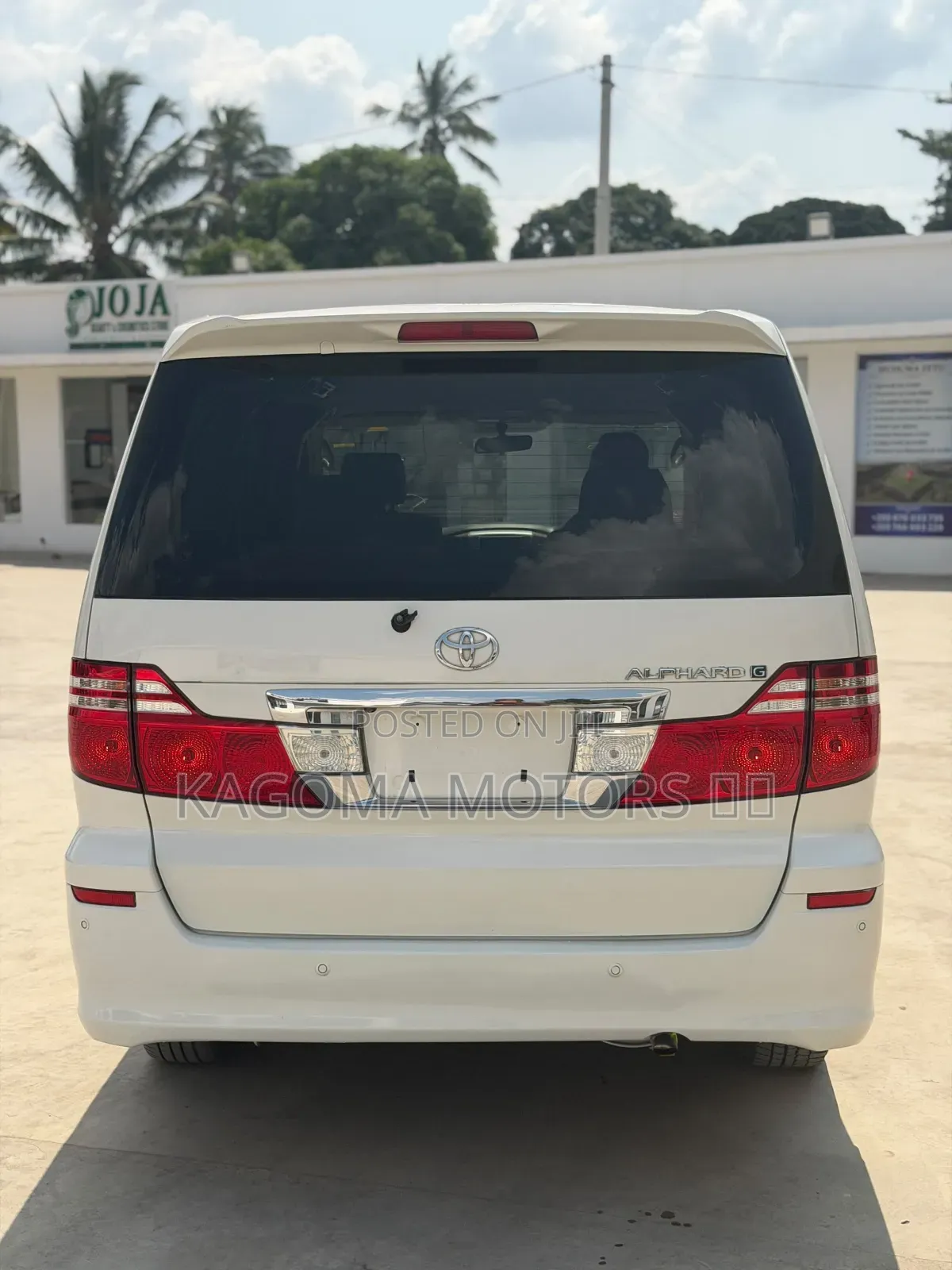 Toyota Alphard 2006 White