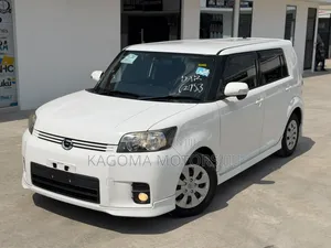 Toyota Corolla Rumion 2009 White