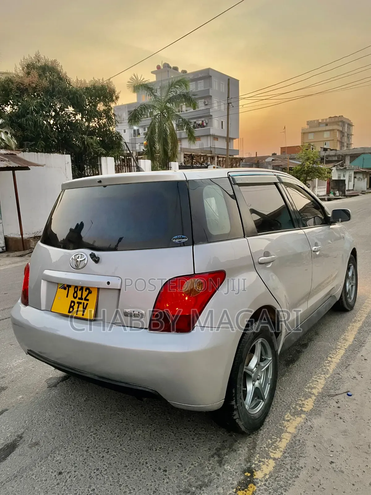 Toyota IST 2003 Silver