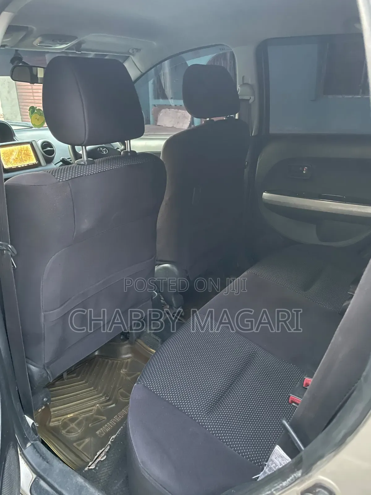 Toyota IST 2003 Silver