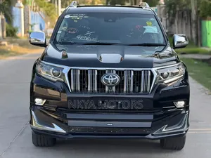 Toyota Land Cruiser Prado 2023 Black