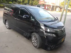 Toyota Vellfire V 2.4 FWD 7-Seater 2010 Black
