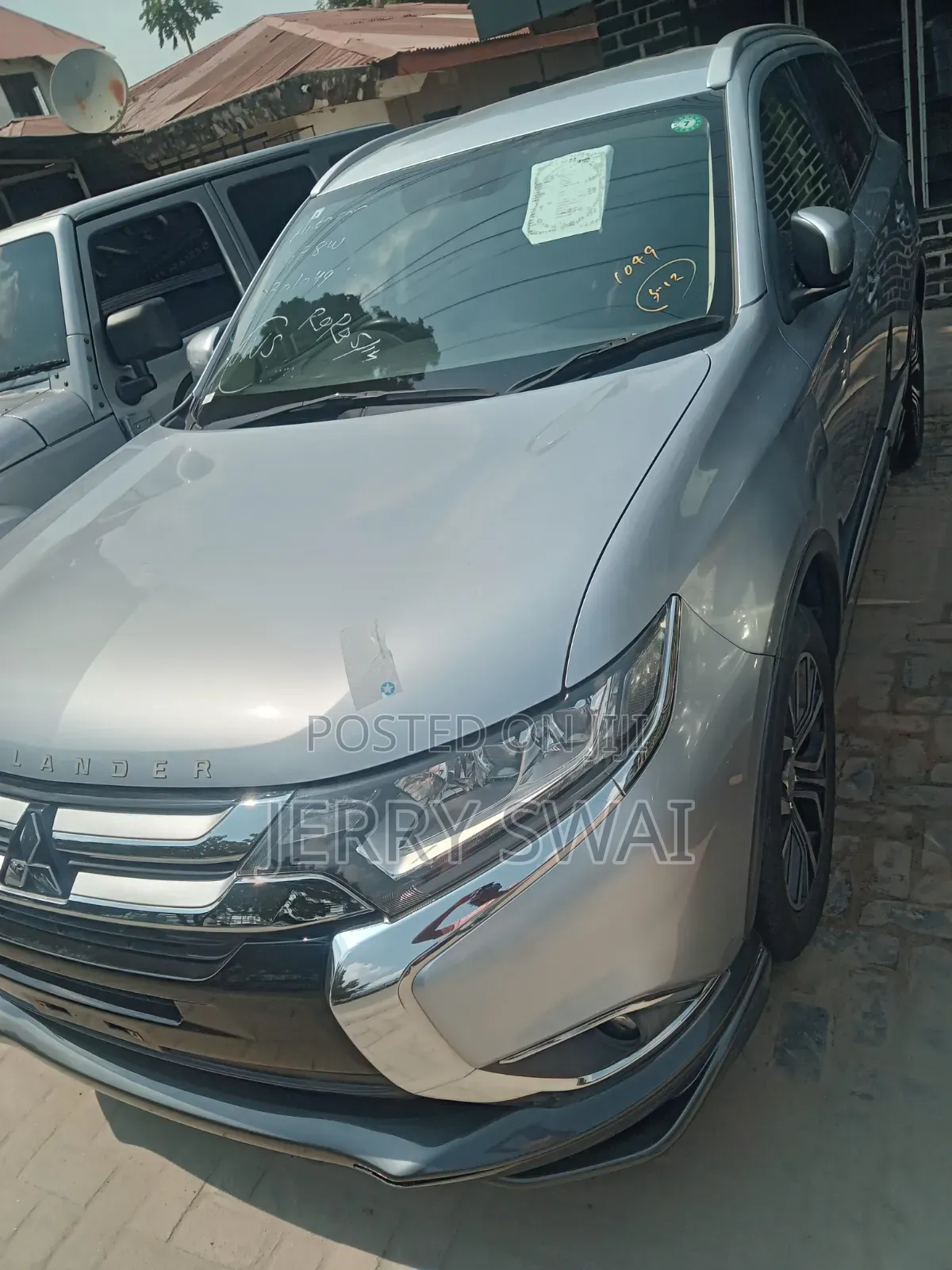Mitsubishi Outlander 2015 Silver