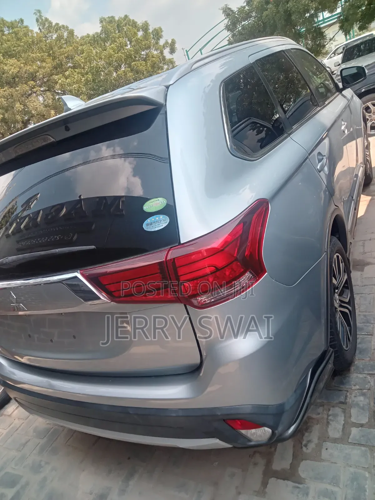 Mitsubishi Outlander 2015 Silver
