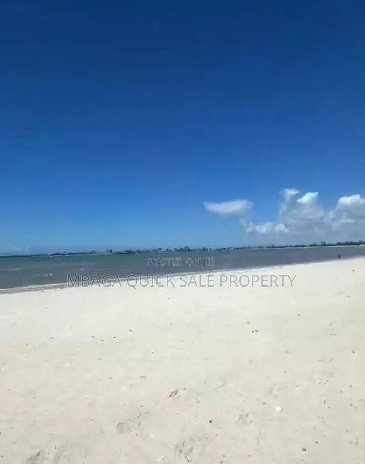 Prime Area Plot SQM 5050 for Sale Usd 3,500,000 Located in Kawe Beach