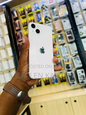 Apple iPhone 13 128 GB