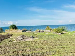 Beach Plot Inauzwa Kayenze - Sangabuye