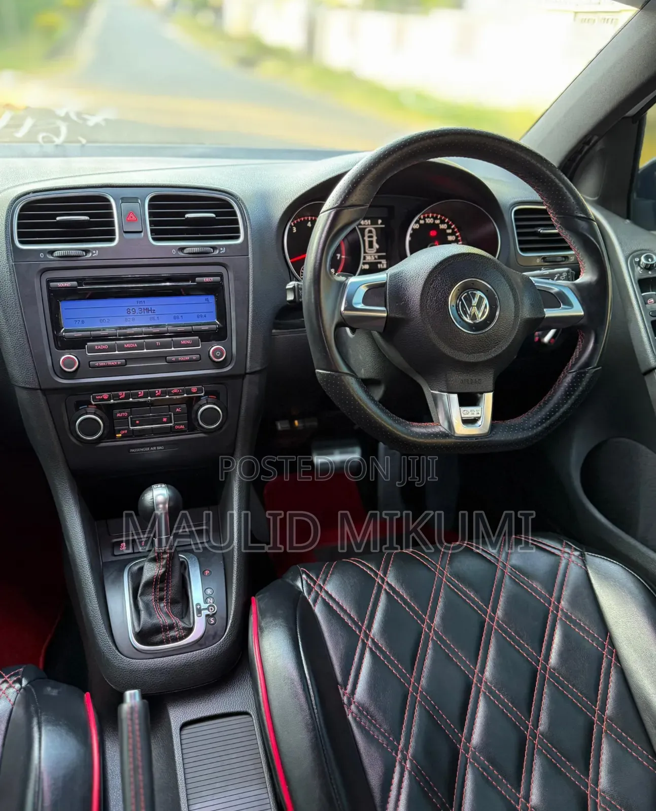 Volkswagen Golf GTI 2011 White