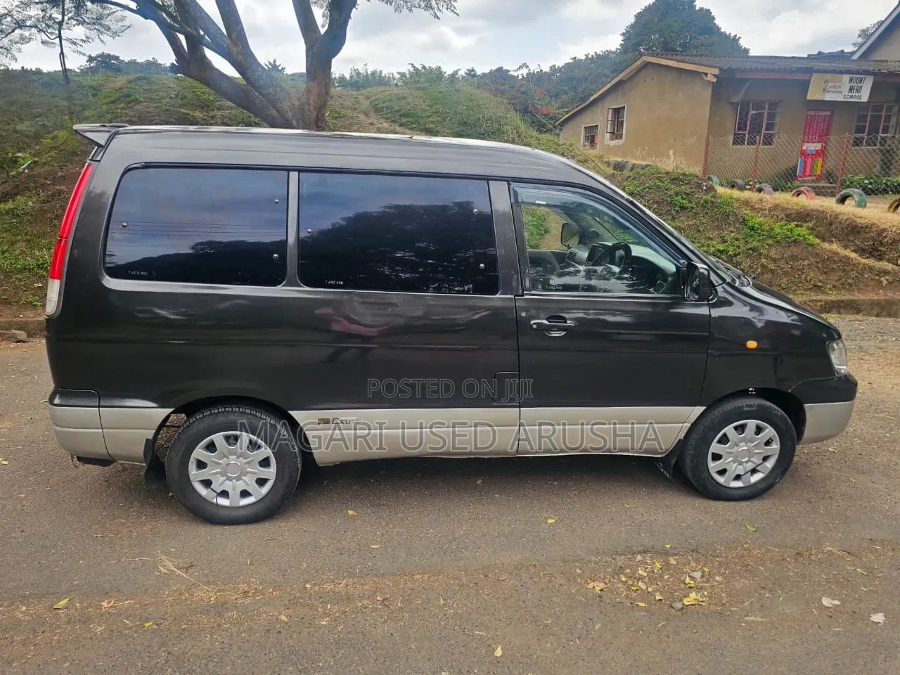 Toyota Noah 2001 Black