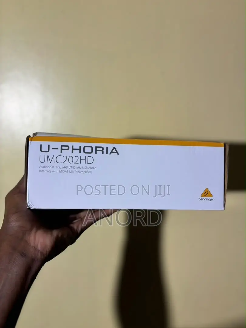 Behringer U-Phoria UMC202HD USB Audio Interface 24-Bit/192kHz