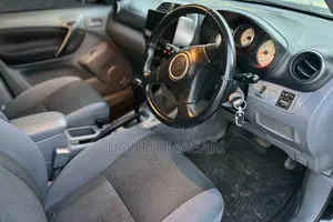Toyota RAV4 2001 Black